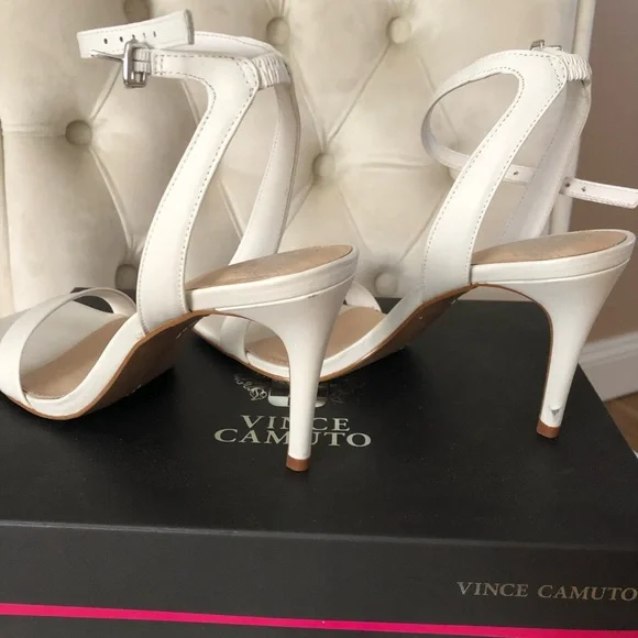 Vince Camuto white sandal heels - Picture 4 of 7